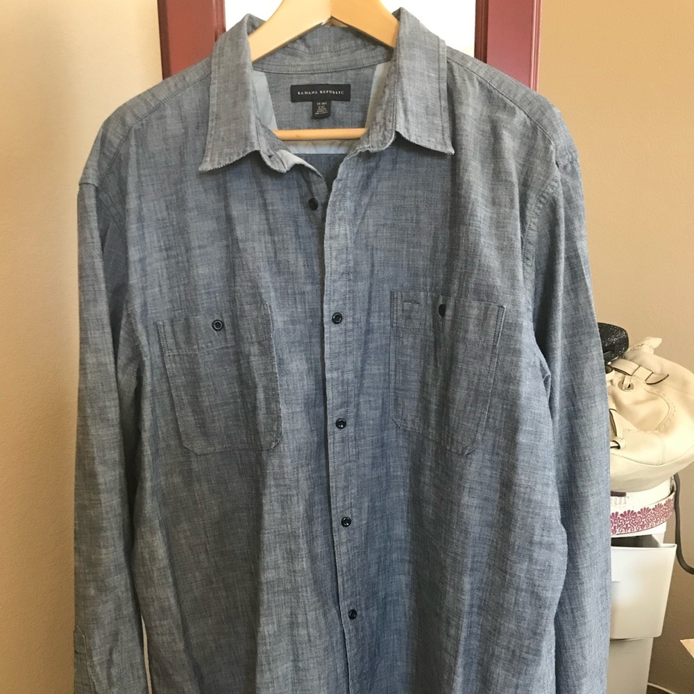 Men’s Denim Button Down - Picture 1 of 2